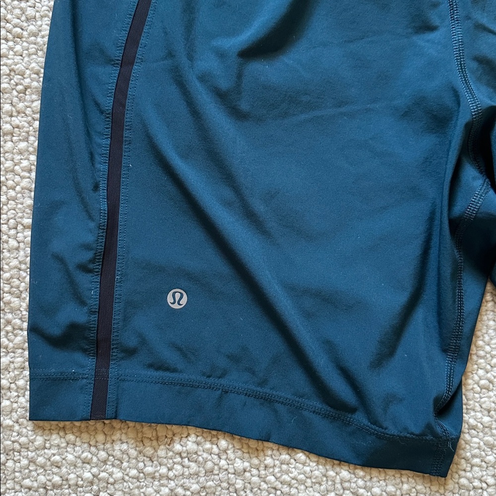 Lululemon Mens Pace Breaker 9" Shorts Large - Picture 4 of 5